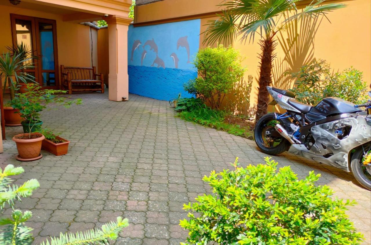 Batumi Sun Hostel Exterior foto